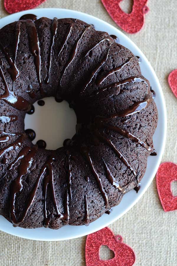 Drunken Chocolate Fruit Cake - This is not your traditional chocolate fruit cake. It's gluten free, dairy free, refined sugar free and vegan. I'm pretty sure it's the healthiest Trinidad style black cake you will ever come across!